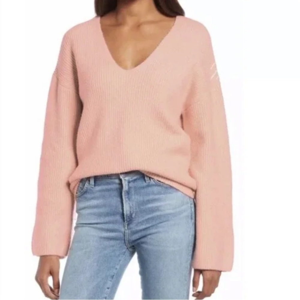 Treasure & Bond V-Neck Rib Stitch Sweater